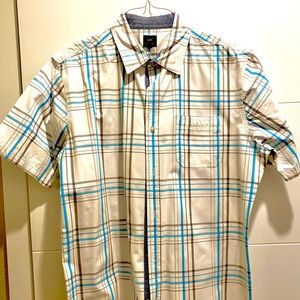 White blue grey checkered button up short sleeve